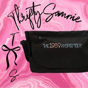 Taylor Swift Merch - 1989 World Tour Black Shoulder Tote Messenger Bag
